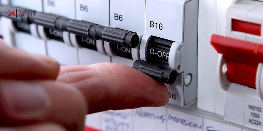 Loose fuse box connections