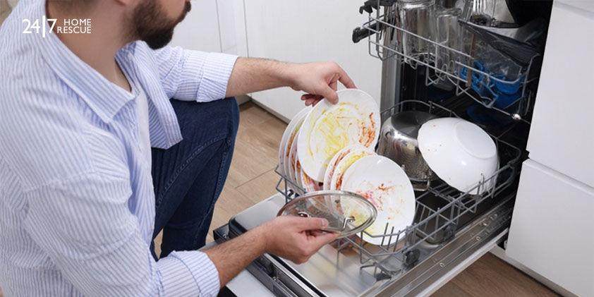 Dishwasher with dirty plates